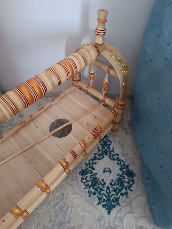 Beshik, holati aʼlo umuman ishlatilmagan Beshik, holati aʼlo umuman ishlatilmagan