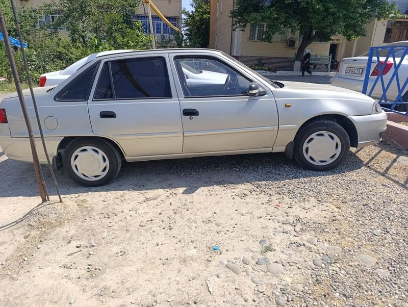 1.6 dons nexia 2 sotiladi 1.6 dons nexia 2 sotiladi