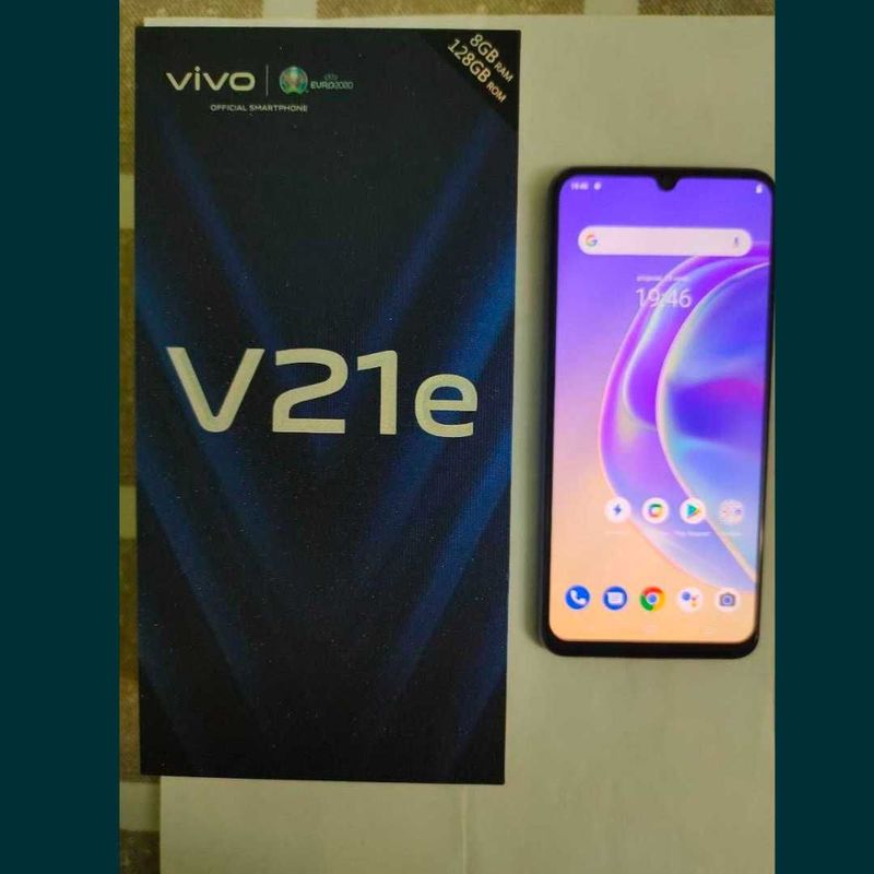 Vivo 21e holati ideal