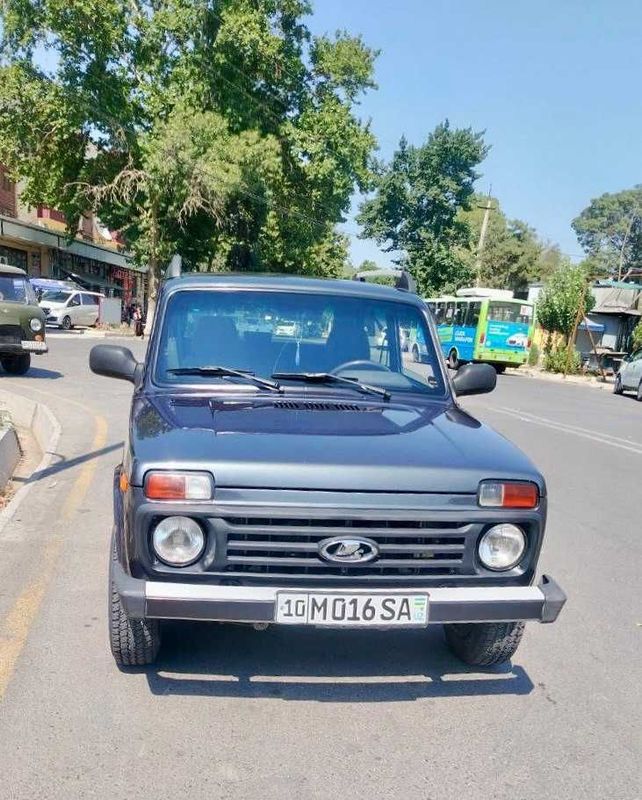 LADA NIVA 4x4 - 21214 своя, без вложений