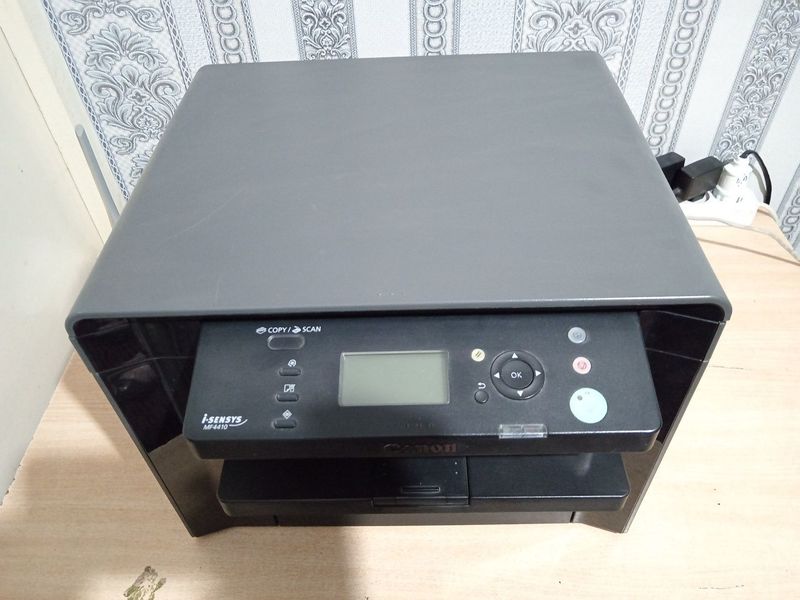 МФУ Canon MF 4410 в отличном состоянии.