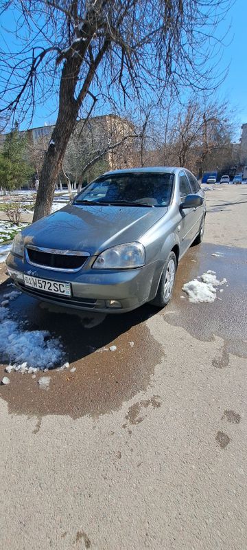 Продаётся lacetti 2013