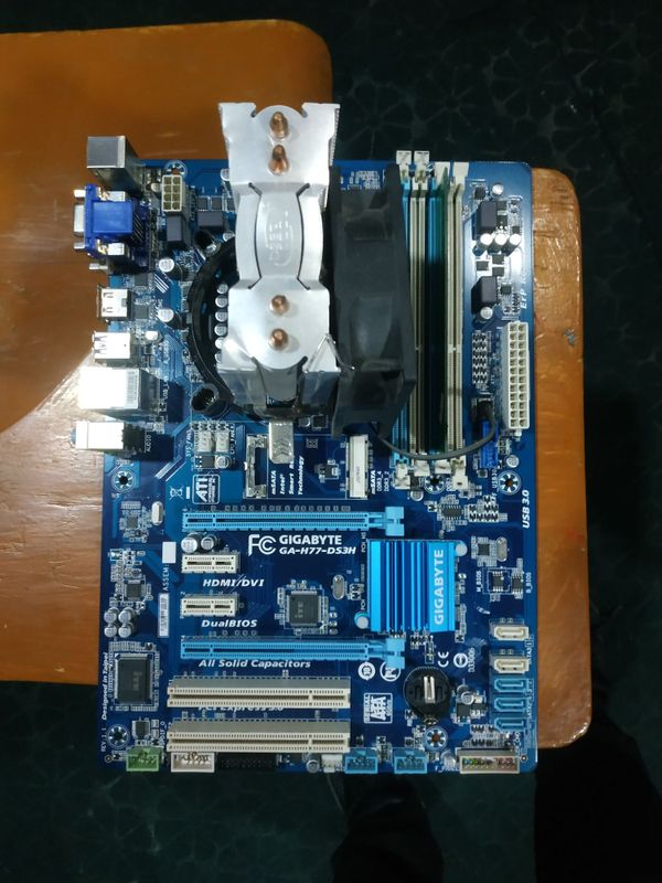 Gigabyte H77 + l7 2600