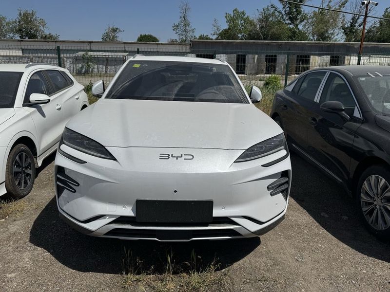 BYD Chempion Smart 605km BYD Chempion Smart 605km