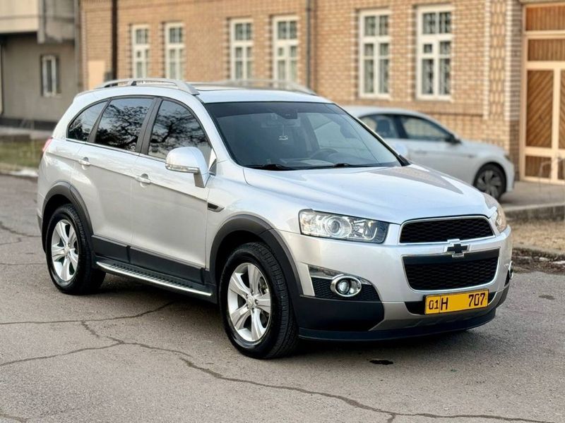 Captiva 2 2.4L Автомат 2011 год