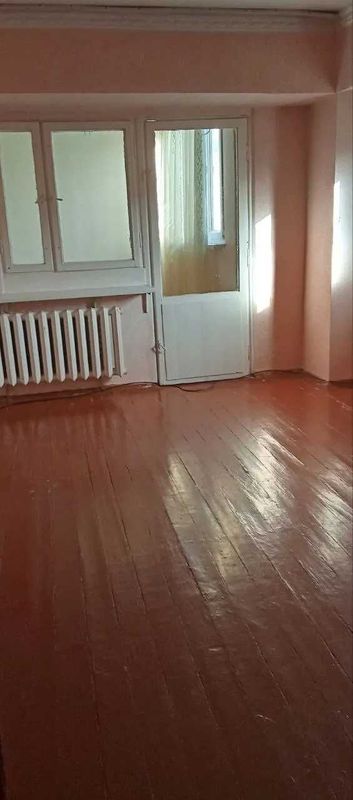 Сдам 5 комнатную квартиру на Фархадском. Сдам 5 комнатную квартиру на Фархадском.