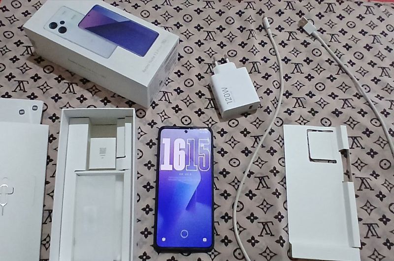 Redmi note 13 pro plus 5 G. 12/512 Redmi note 13 pro plus 5 G. 12/512