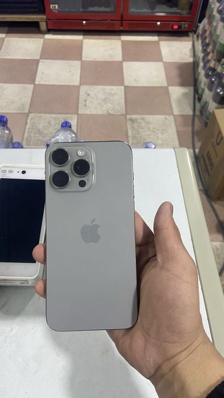 Iphone 15 pro max yomkost 90 karobka dakument bor