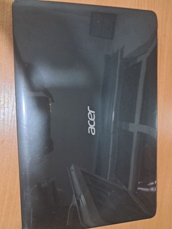 Acer noutbook i3 -2 Acer noutbook i3 -2