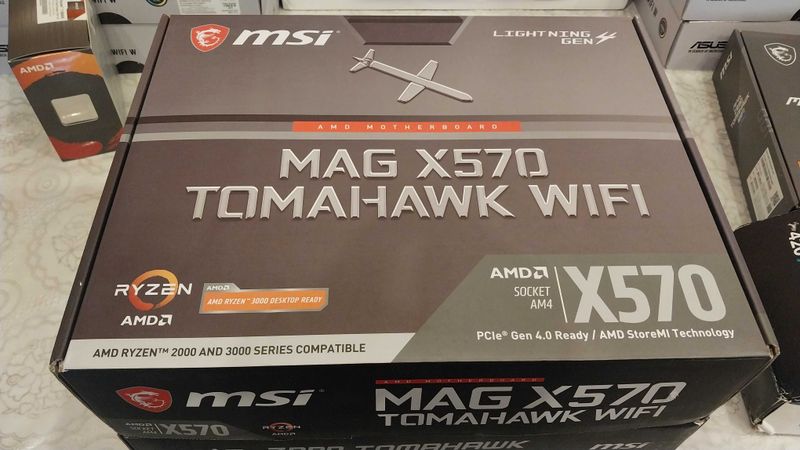 Материнская плата MSI MAG X570 TOMAHAWK WIFI. Сокет LGA AM4 Материнская плата MSI MAG X570 TOMAHAWK WIFI. Сокет LGA AM4