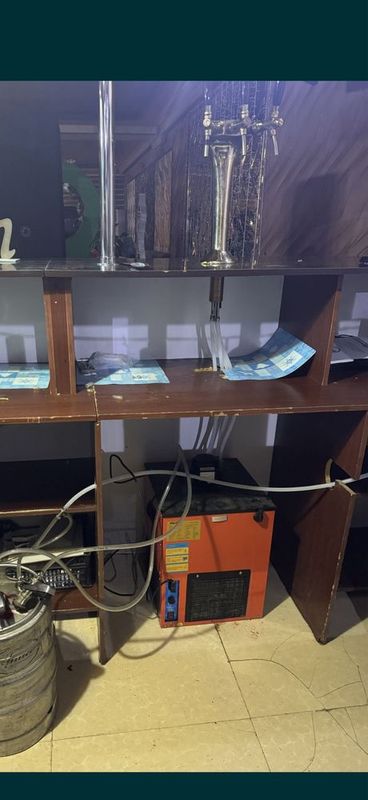 разливной пива апарат 2 та кисларод балонларт билан разливной пива апарат 2 та кисларод балонларт билан