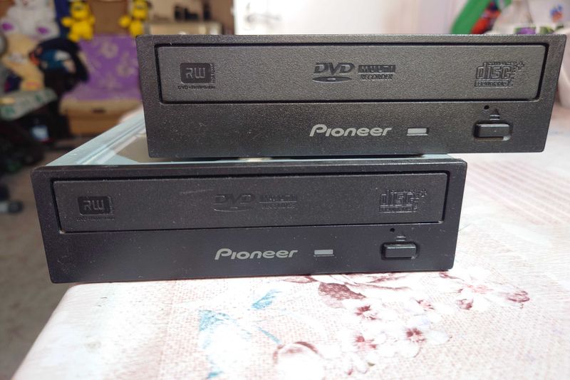 Приводы Pioneer DVD-R/RW Writer Unit, DVR-S19LBK, 2 штуки