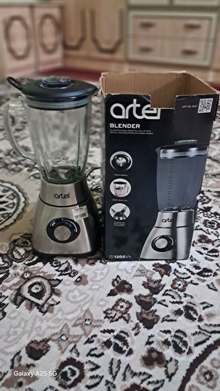 Блендер Артел 1200 vt. Блендер Артел 1200 vt.