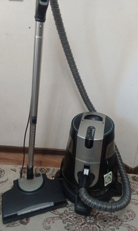 Roboclean aura chan yutkichi gilam yuvadi yumshoq mebelarni yuvadi Roboclean aura chan yutkichi gilam yuvadi yumshoq mebelarni yuvadi