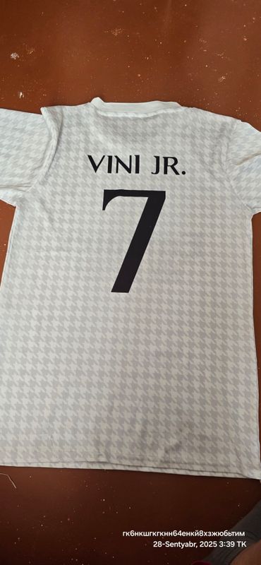 Real madrid formasi orignal.