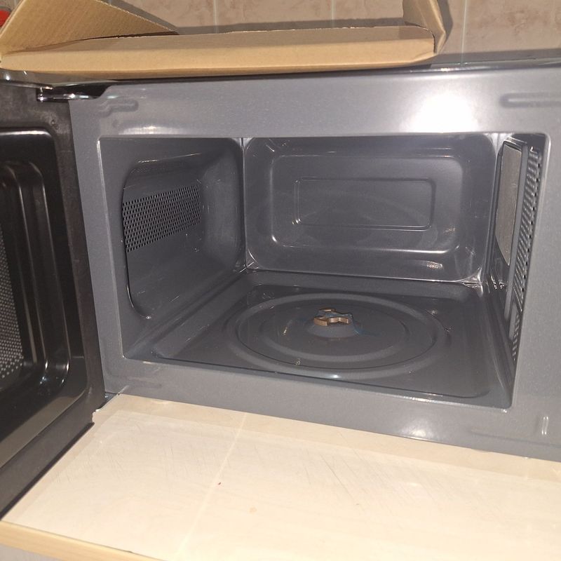 Срочно продаю новое гарантия 3 года Срочно продаю новое гарантия 3 года