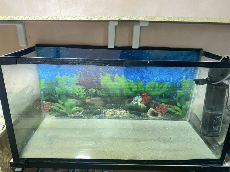 Akvayum sotiladi. 320 ltr. Hamma narsalari bor ! Xasan