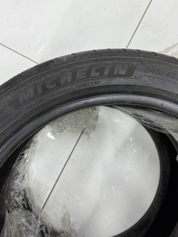 Продается, шина 24/45/19, michelin от Han. 2шт Продается, шина 24/45/19, michelin от Han. 2шт