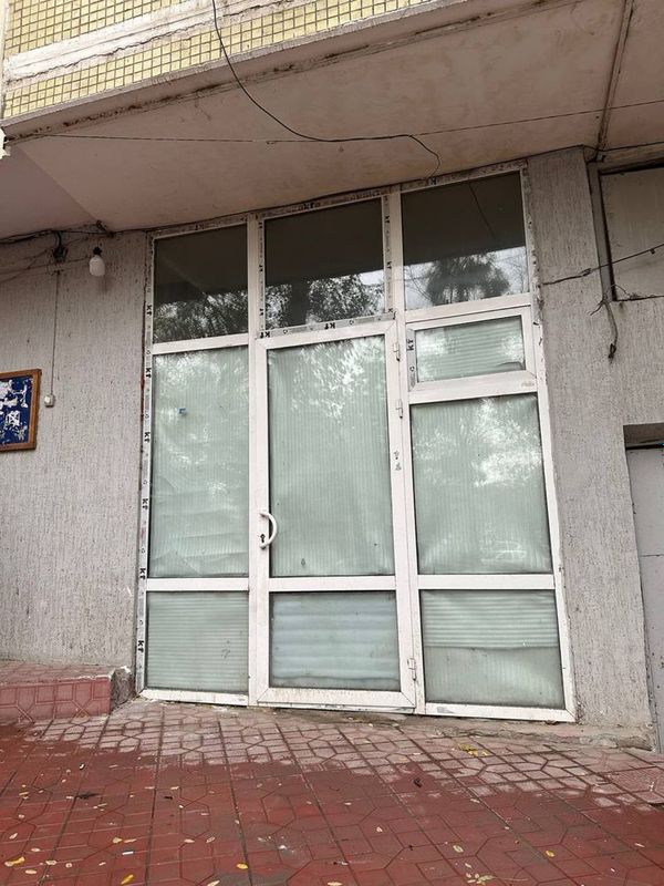 Ofis yoki xizmat ko'rsatish uchun Ofis yoki xizmat ko'rsatish uchun