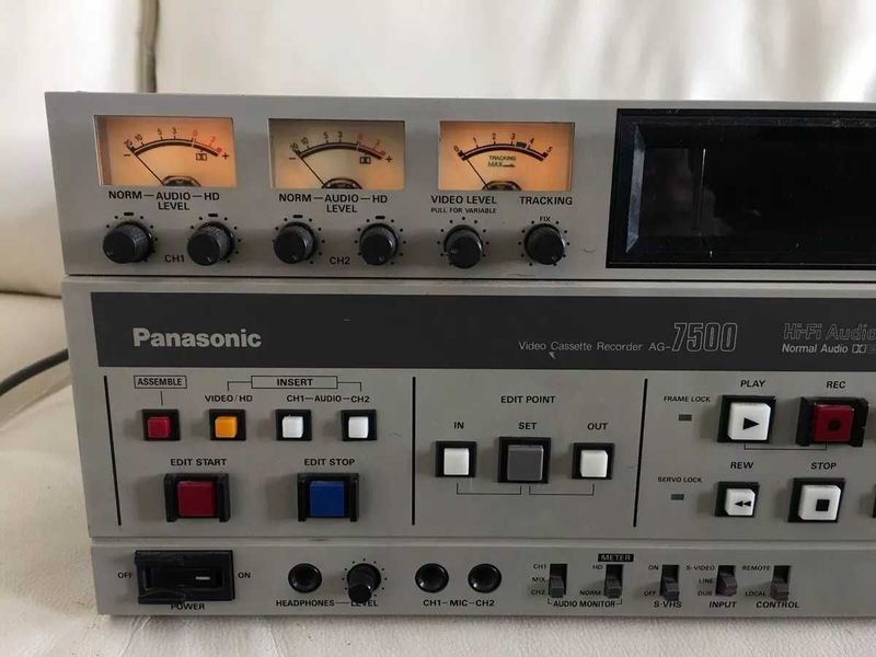 Panasonic AG-7500 SVHS профессиональный аппарат Panasonic AG-7500 SVHS профессиональный аппарат