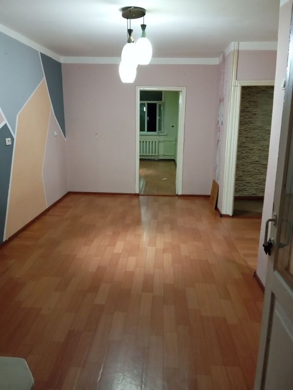 Продается в центре 2-ком квартира с видом на Piramid Tower Продается в центре 2-ком квартира с видом на Piramid Tower