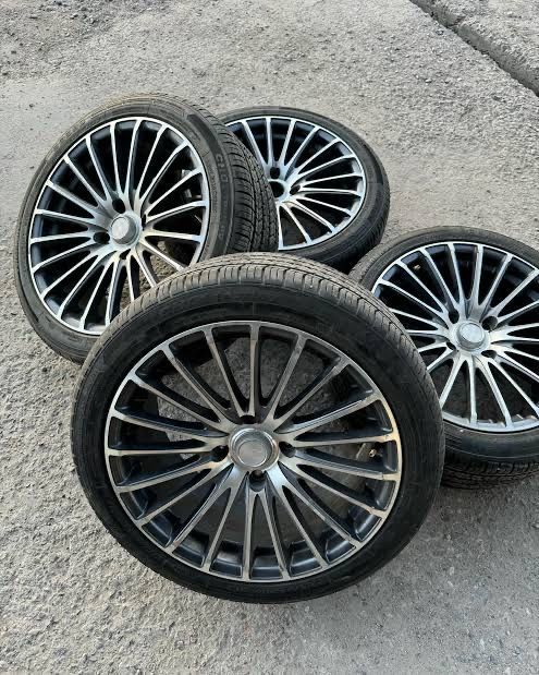 R15 - R17 diskalar sotiladi