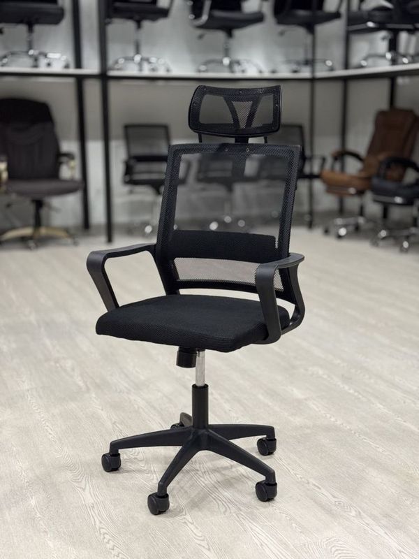 Ofis uchun kreslo