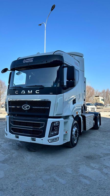 CAMC одно мост газовый тягач Weichai двигатель 430 л.с.