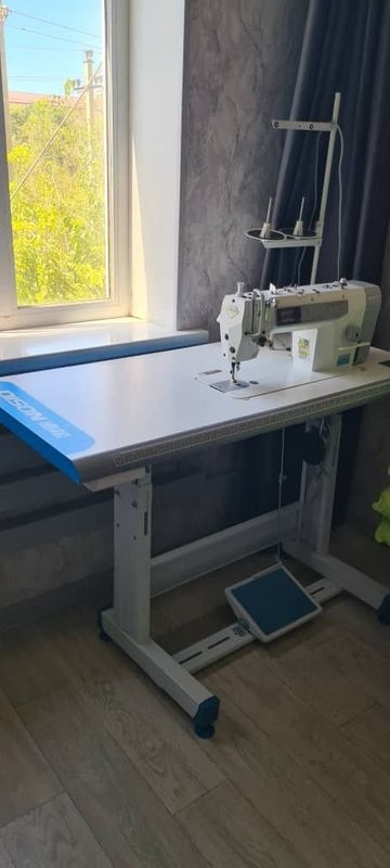 Срочно продам новый швейный машынка