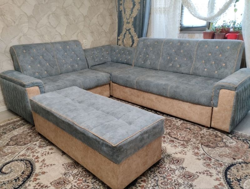 8Срочно продам мягкий диван уголок 8Срочно продам мягкий диван уголок