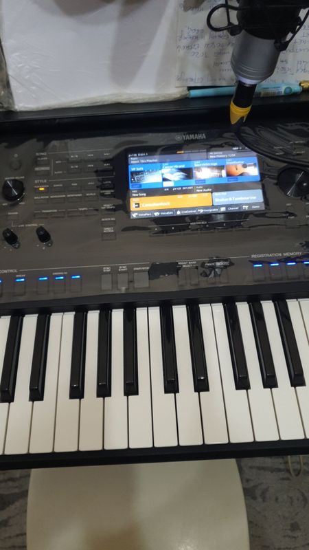 Продаётся Yamaha psr sx700. Продаётся Yamaha psr sx700.