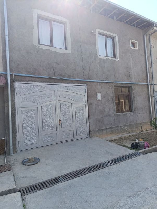 Ховли уй сотилади Ховли уй сотилади