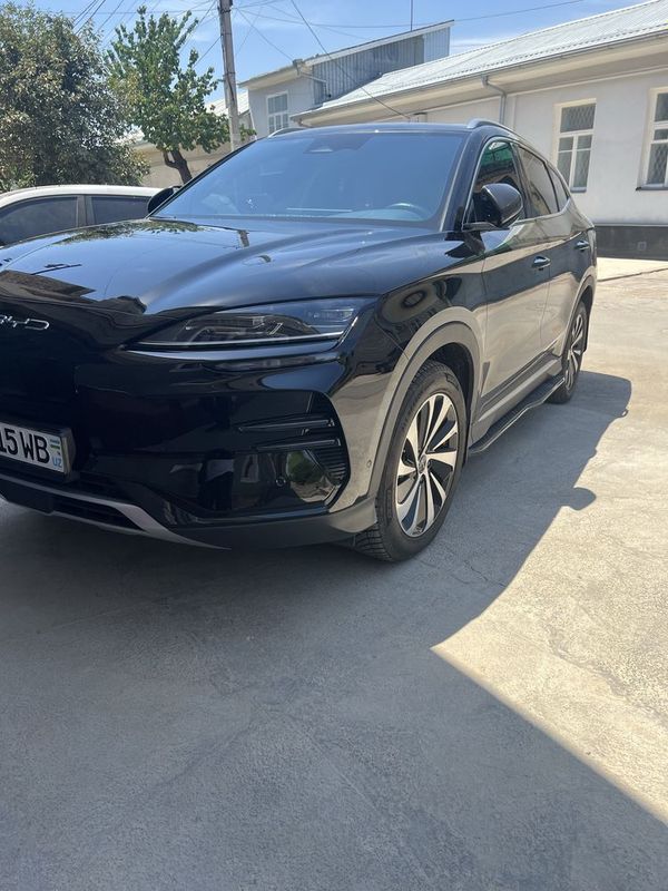 BYD chimpion sotiladi kraska toza 2024 yil balon tqilgan