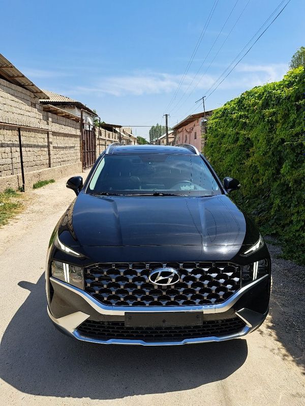 Hyundai Santafe 2021 год идеальный состояниях Hyundai Santafe 2021 год идеальный состояниях