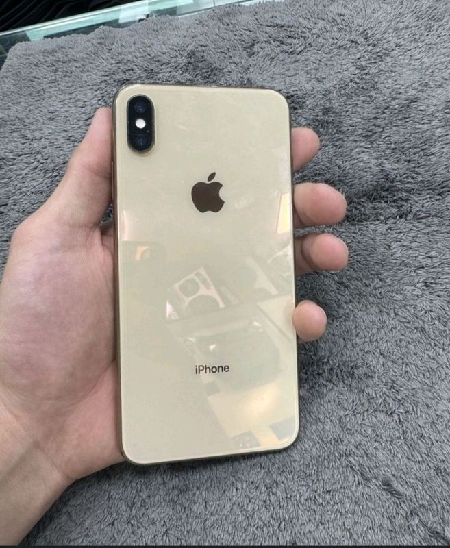ayfon XS max 64 gb ayfon XS max 64 gb