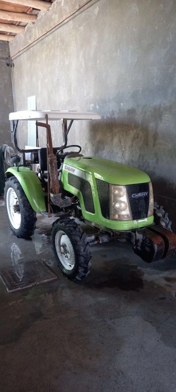 Mini traktor / мини трактор чимган 2012 год Mini traktor / мини трактор чимган 2012 год