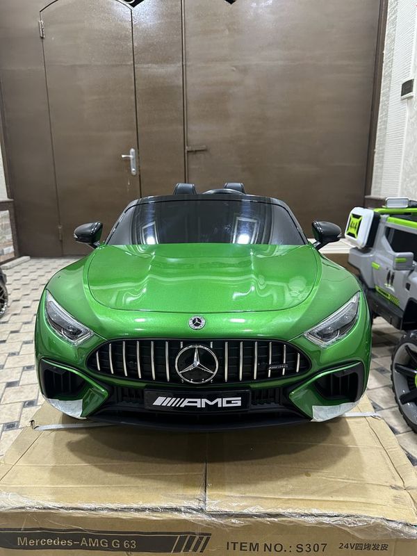 Mersedes benz SL63. Pulti moshina Mersedes benz SL63. Pulti moshina