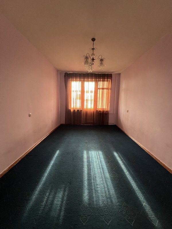 1 xonali kvartera srochna oilaga beriladi 1 xonali kvartera srochna oilaga beriladi