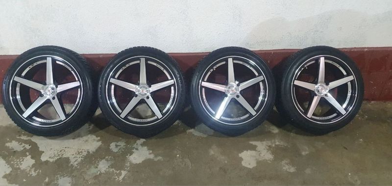 Срочна продаётся диски с шынами