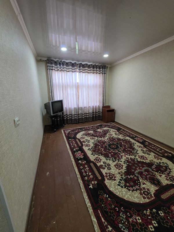 Ялангач Мирзо-улугбекский район срочно сдам 1 комнатную квартиру