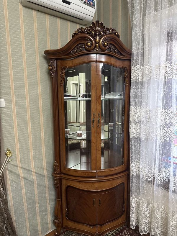 Шкаф для гостинной Шкаф для гостинной