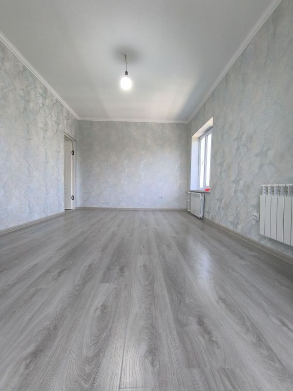 КИРПИЧ. 2х В 3х ком ремонт.2/2. Балкон 2 на 6. Не торец. Площадь 60м²