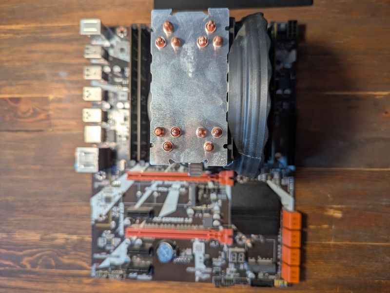 Комплект X99 + Xeon E5-2690v3 12/24 + 32Gb DDR4 2400 + кулер RGB 120