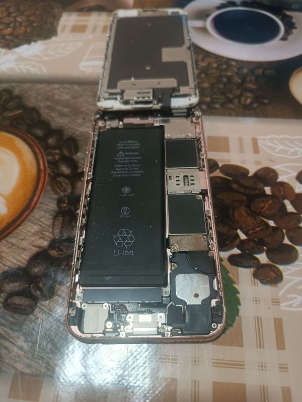 Appel 6s. На запчасти Телефон