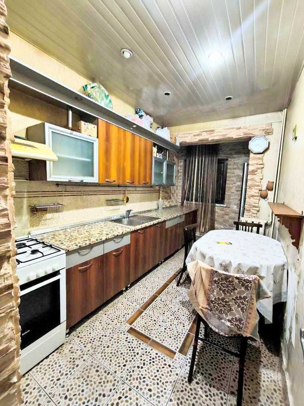 3 комн квартира в аренду. Буюк Ипак Йули. 3 комн квартира в аренду. Буюк Ипак Йули.