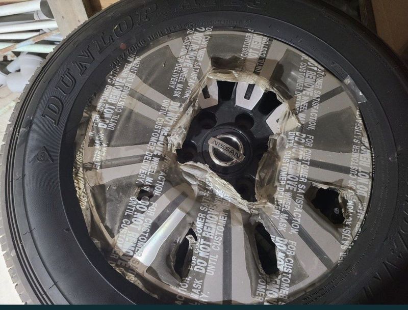 Dunlop 265/70R18 + Диски R18 Nissan Patrol Dunlop 265/70R18 + Диски R18 Nissan Patrol