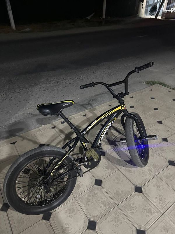 Velosiped BMX yahshi holat Velosiped BMX yahshi holat