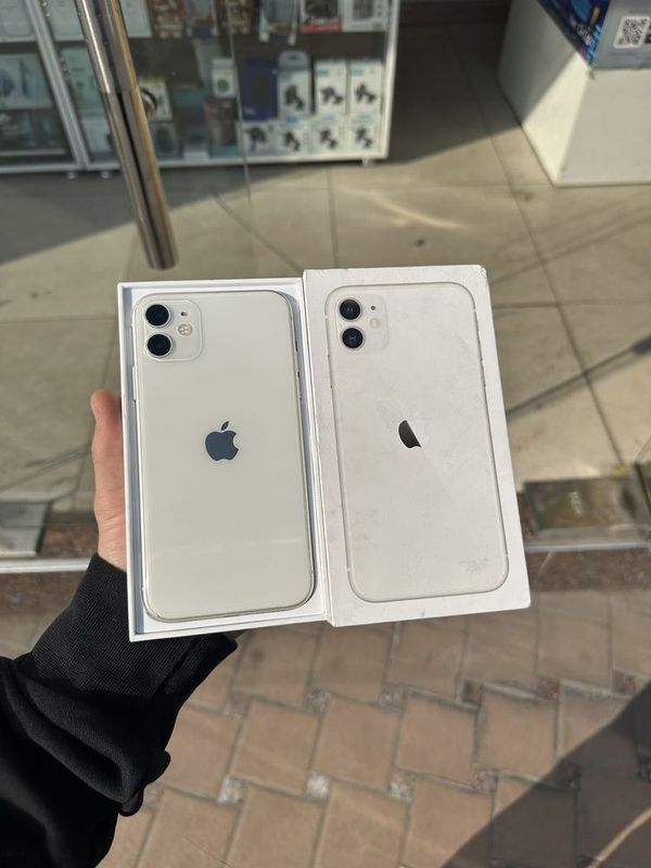 iPhone 11 oq rangda