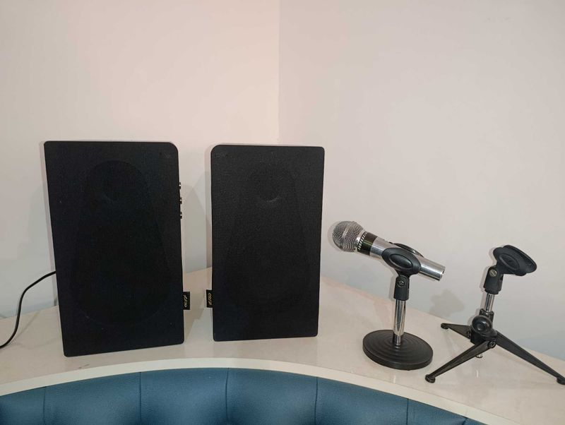 Kolonka F&D model R50 Multimedia speaker 2.0 Output Power (RMS) 31WX2 Kolonka F&D model R50 Multimedia speaker 2.0 Output Power (RMS) 31WX2