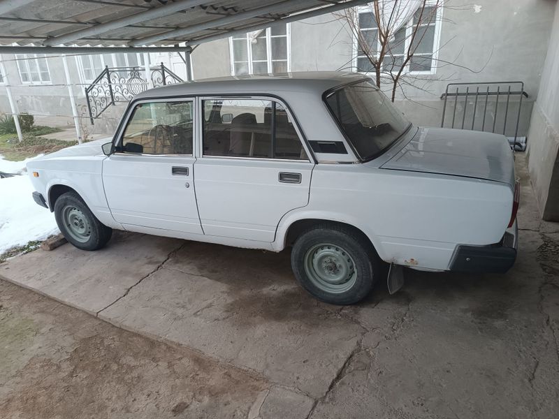 Vaz 2107 injektor. Variantgayam kelishamiz.